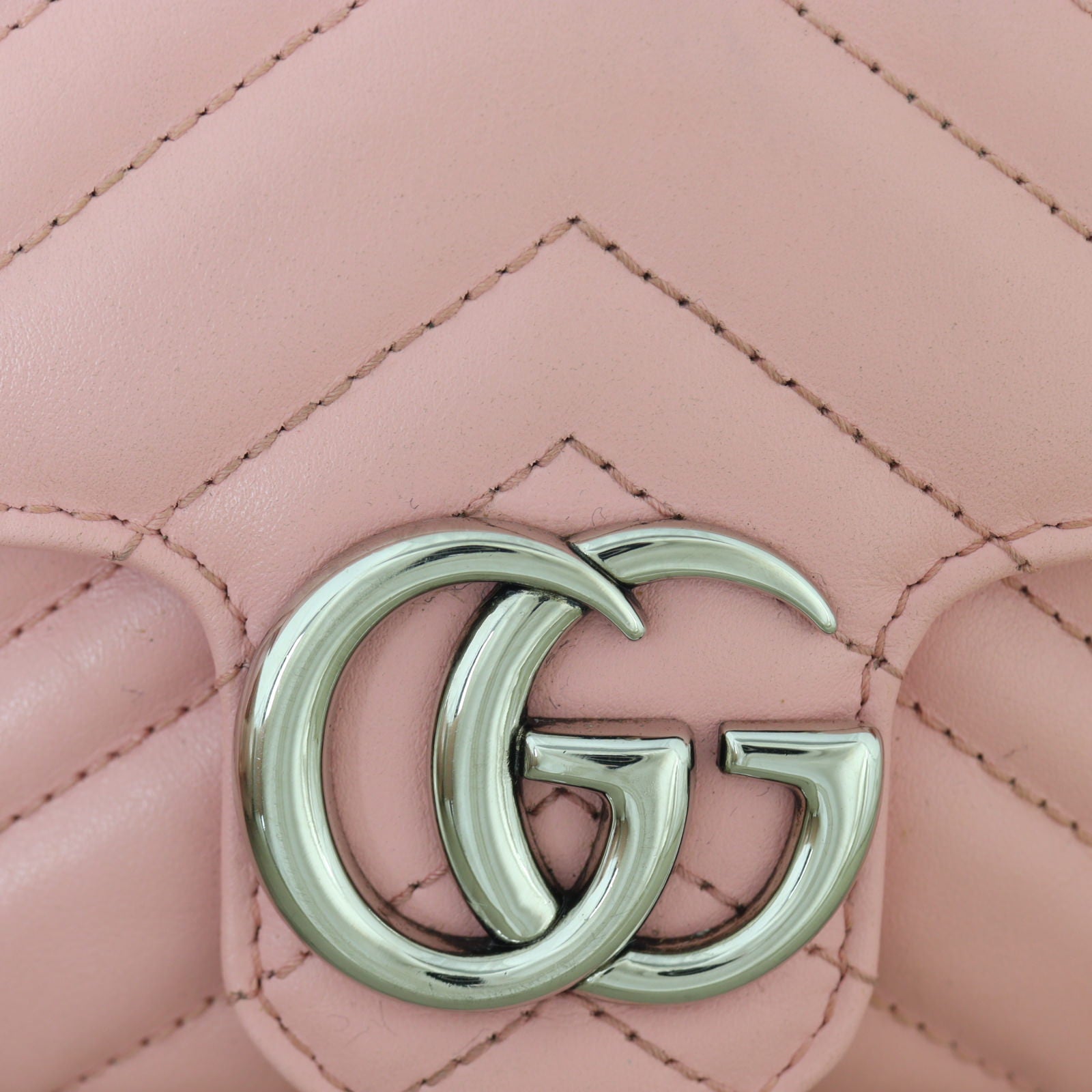 Gucci GG Marmont Matelasse Super Mini Shoulder Bag_IMG_9503.jpg