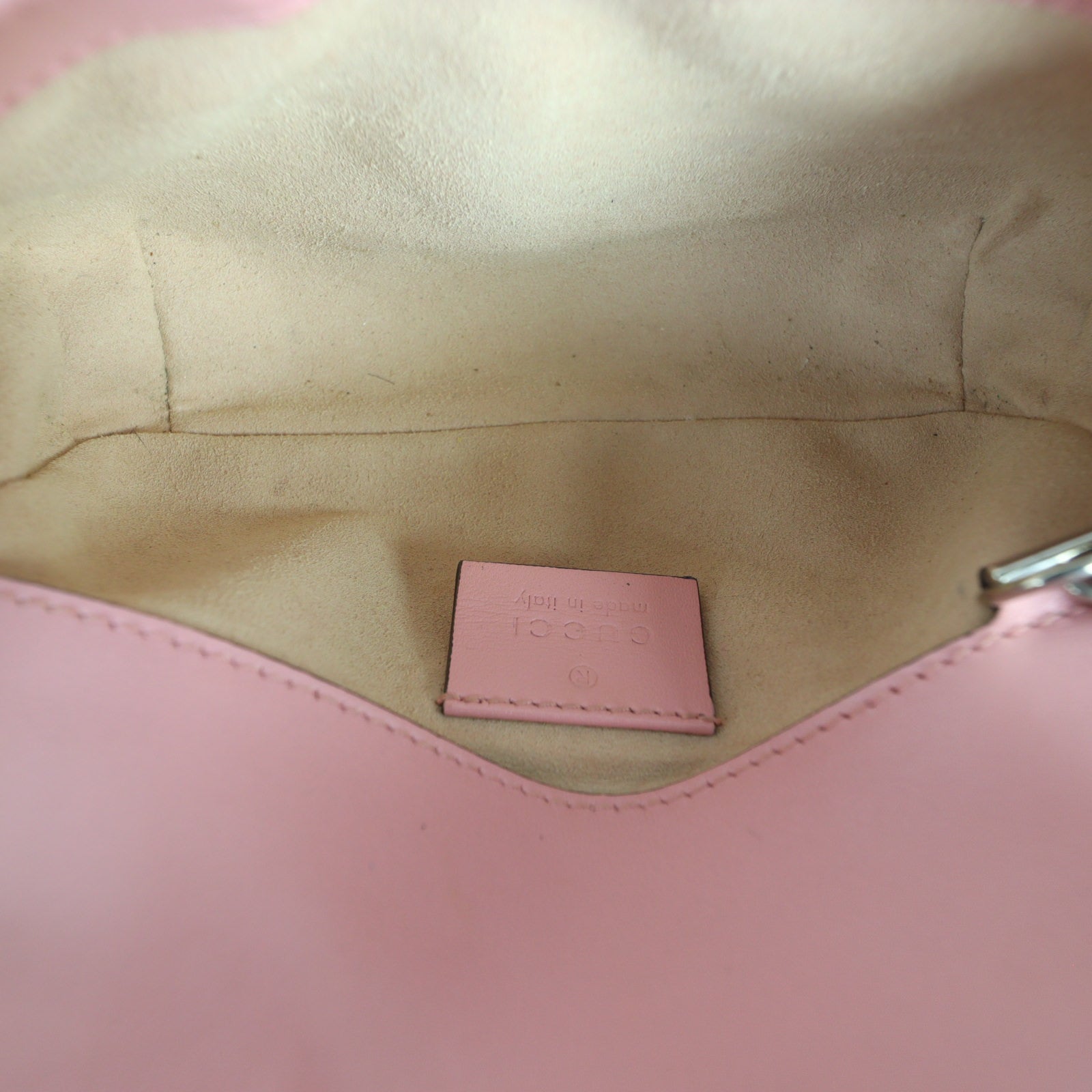 Gucci GG Marmont Matelasse Super Mini Shoulder Bag_IMG_9509.jpg