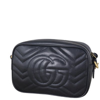 Gucci GG Marmont Mini Camera Bag_IMG_0622.jpeg