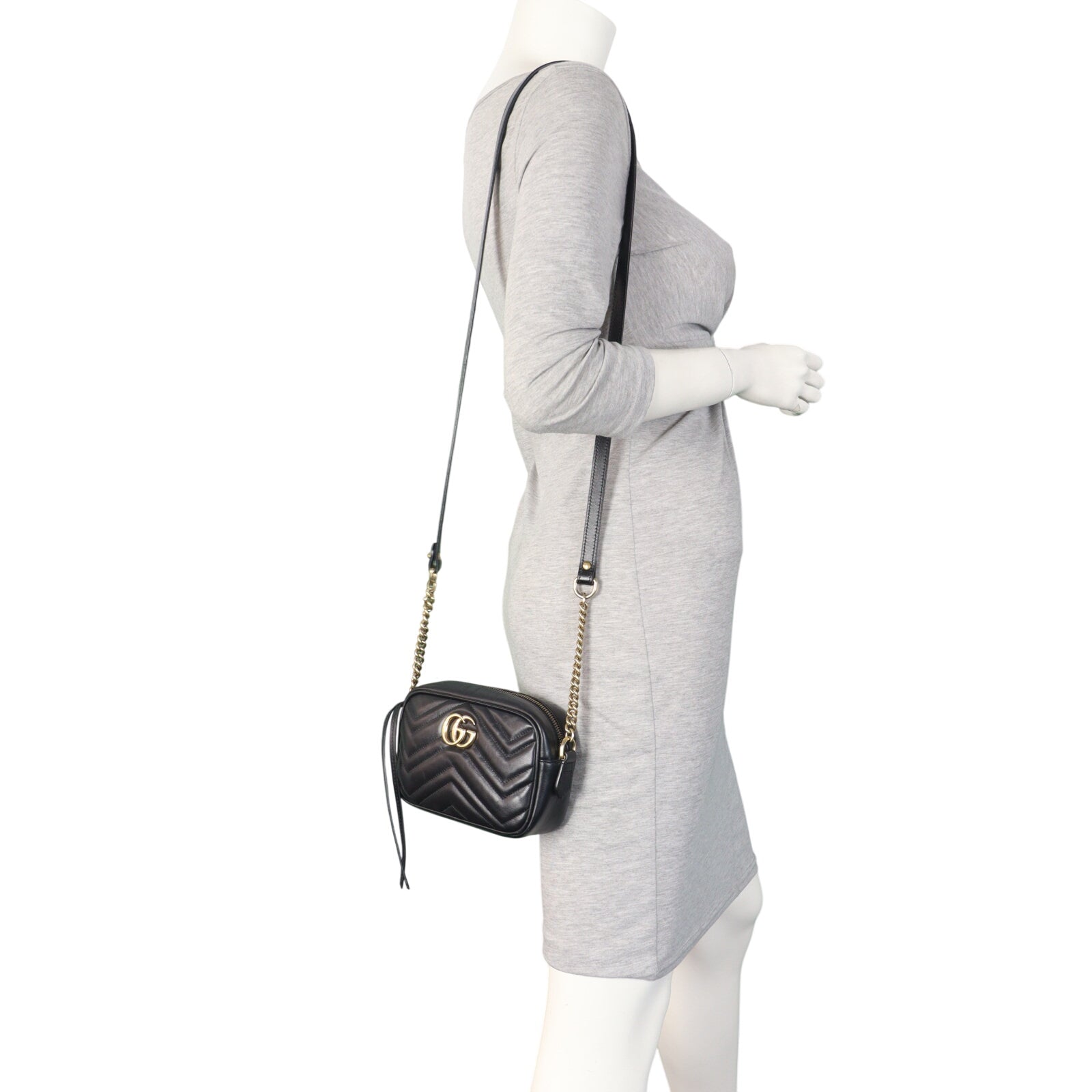 Gucci GG Marmont Mini Camera Bag_IMG_4650.jpeg