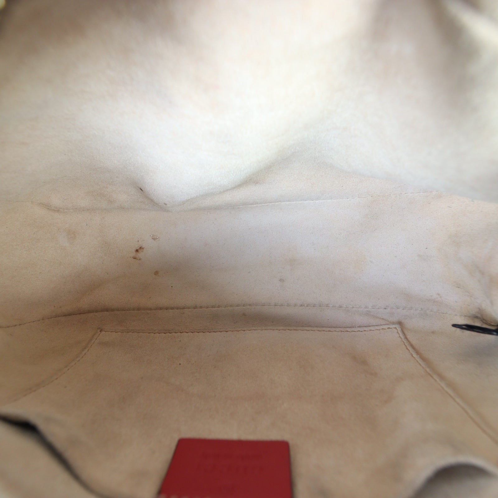 Gucci GG Marmont Small Camera Bag_IMG_1060.jpg
