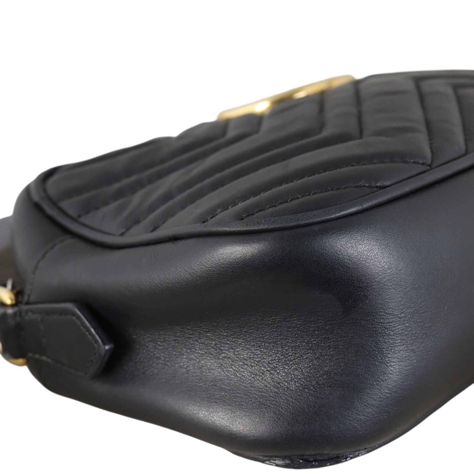 Gucci GG Marmont Small Camera Bag_IMG_1976.jpeg