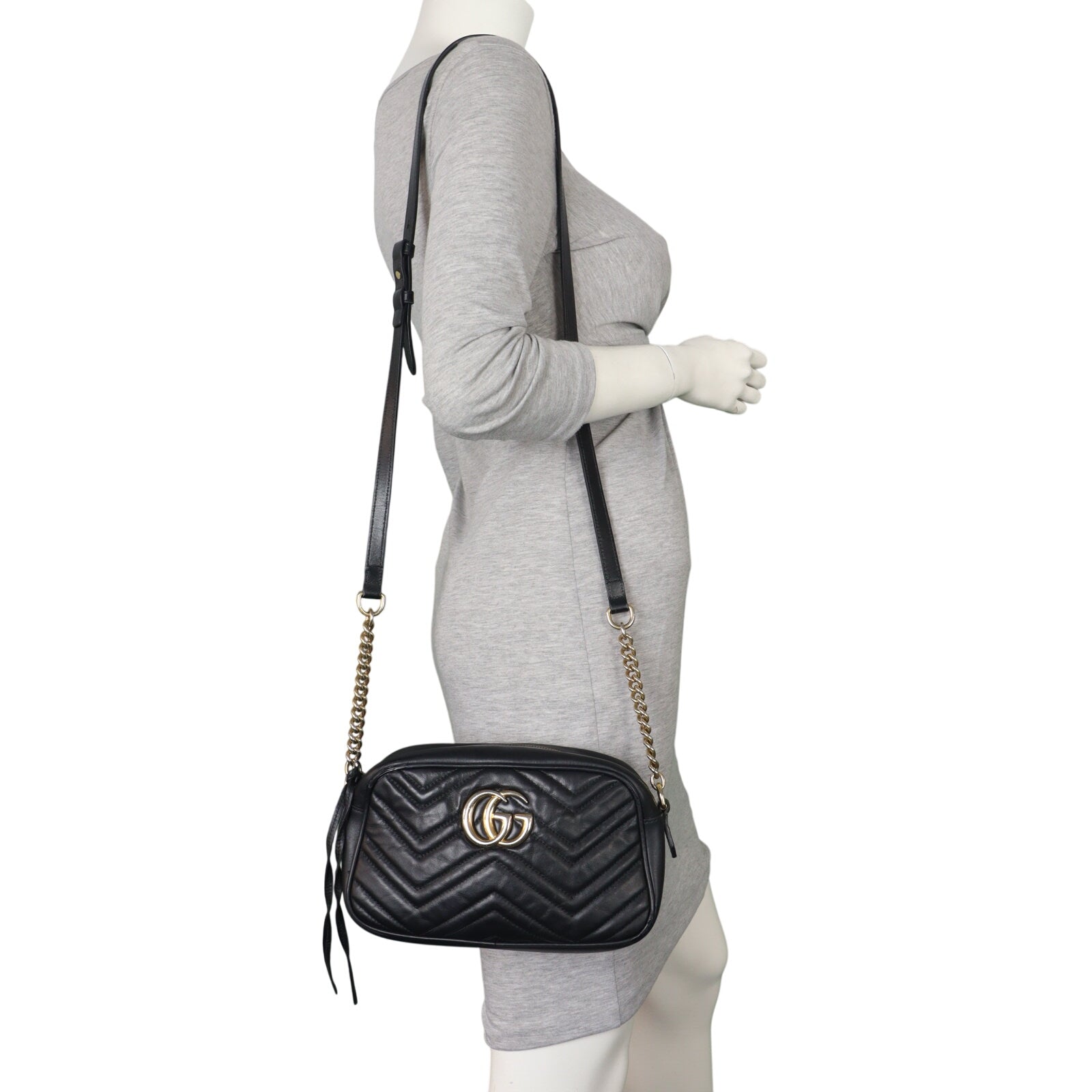 Gucci GG Marmont Small Camera Bag_IMG_2221.jpeg