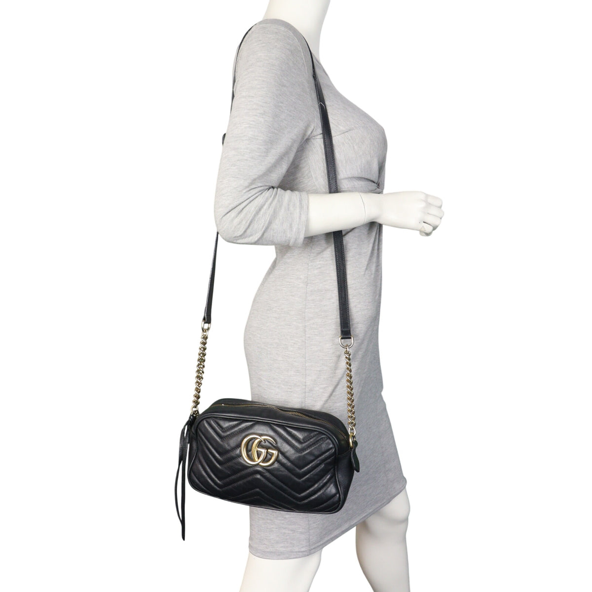 Gucci GG Marmont Small Camera Bag_IMG_2920.jpeg