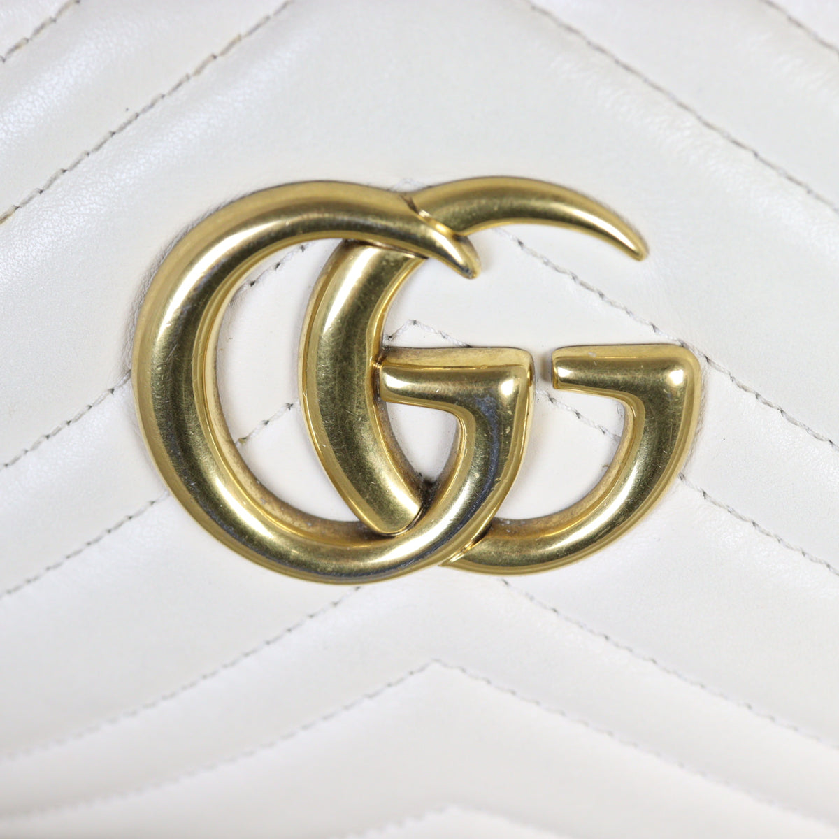 Gucci GG Marmont Small Camera Bag_IMG_5343.jpg