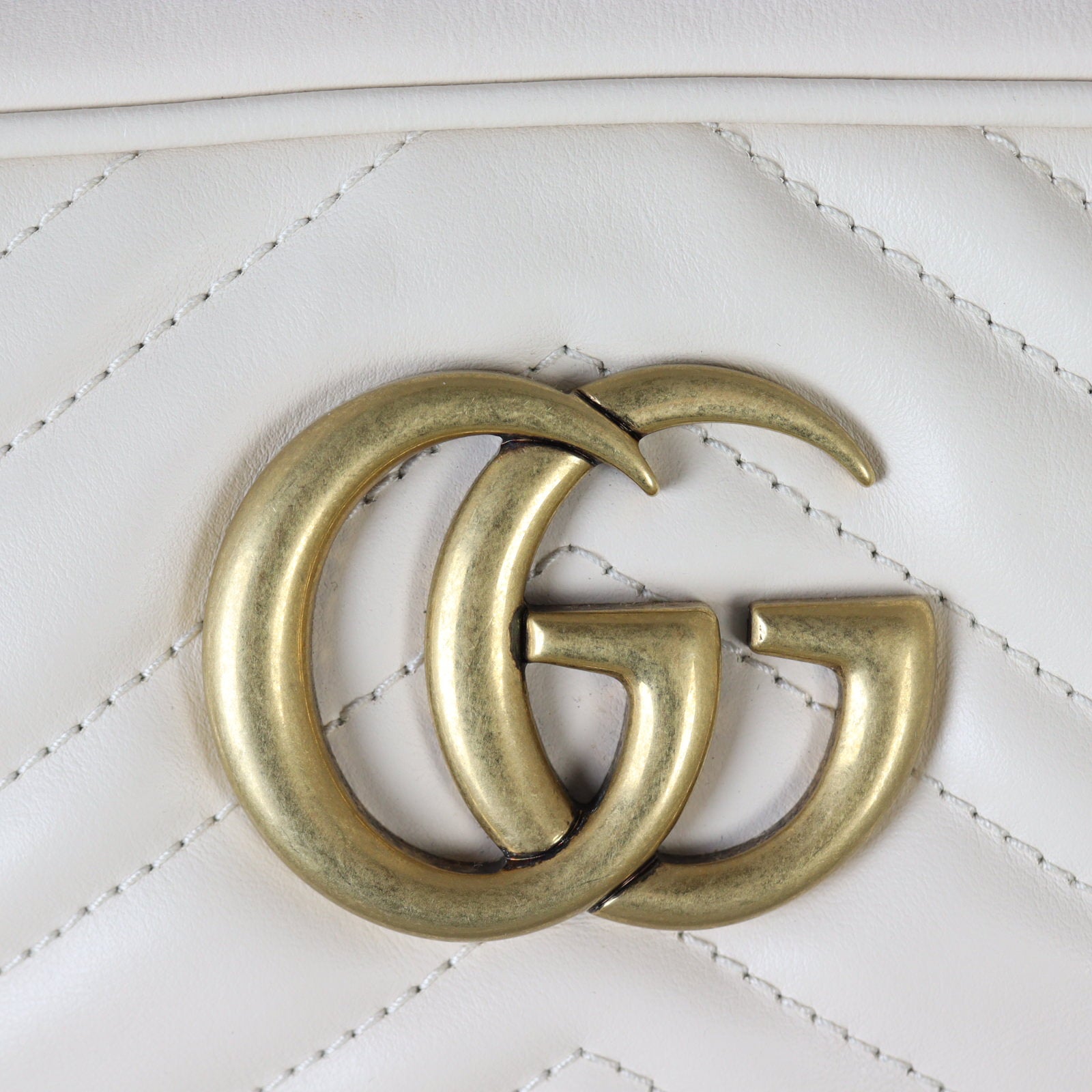 Gucci GG Marmont Small Camera Bag_IMG_5911.jpg