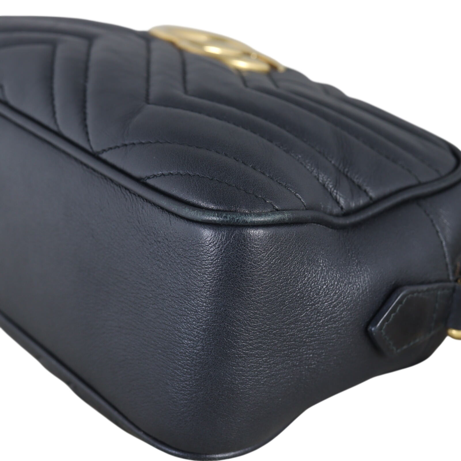 Gucci GG Marmont Small Camera Bag_IMG_7018.jpeg
