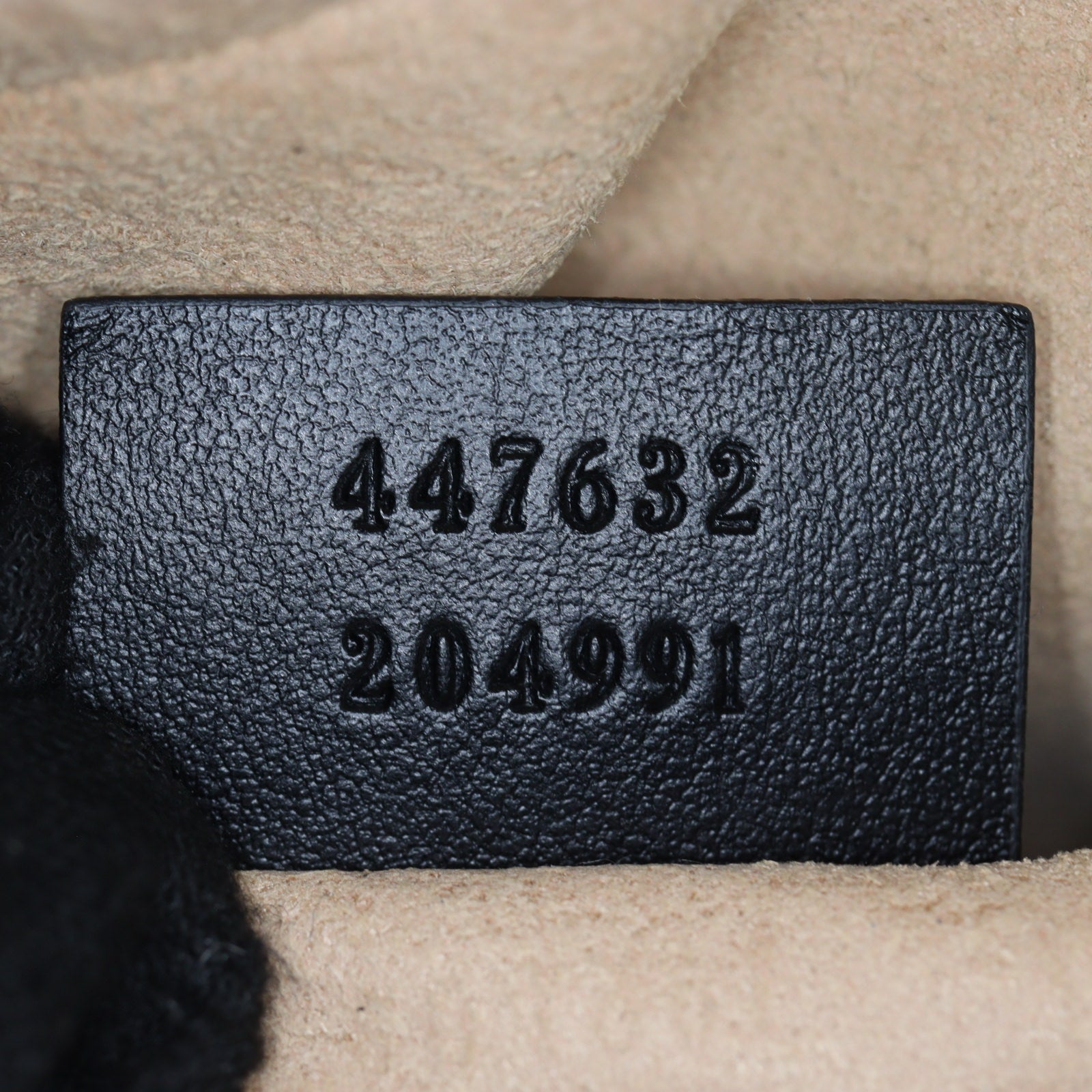 Gucci GG Marmont Small Camera Bag_IMG_7429.jpg