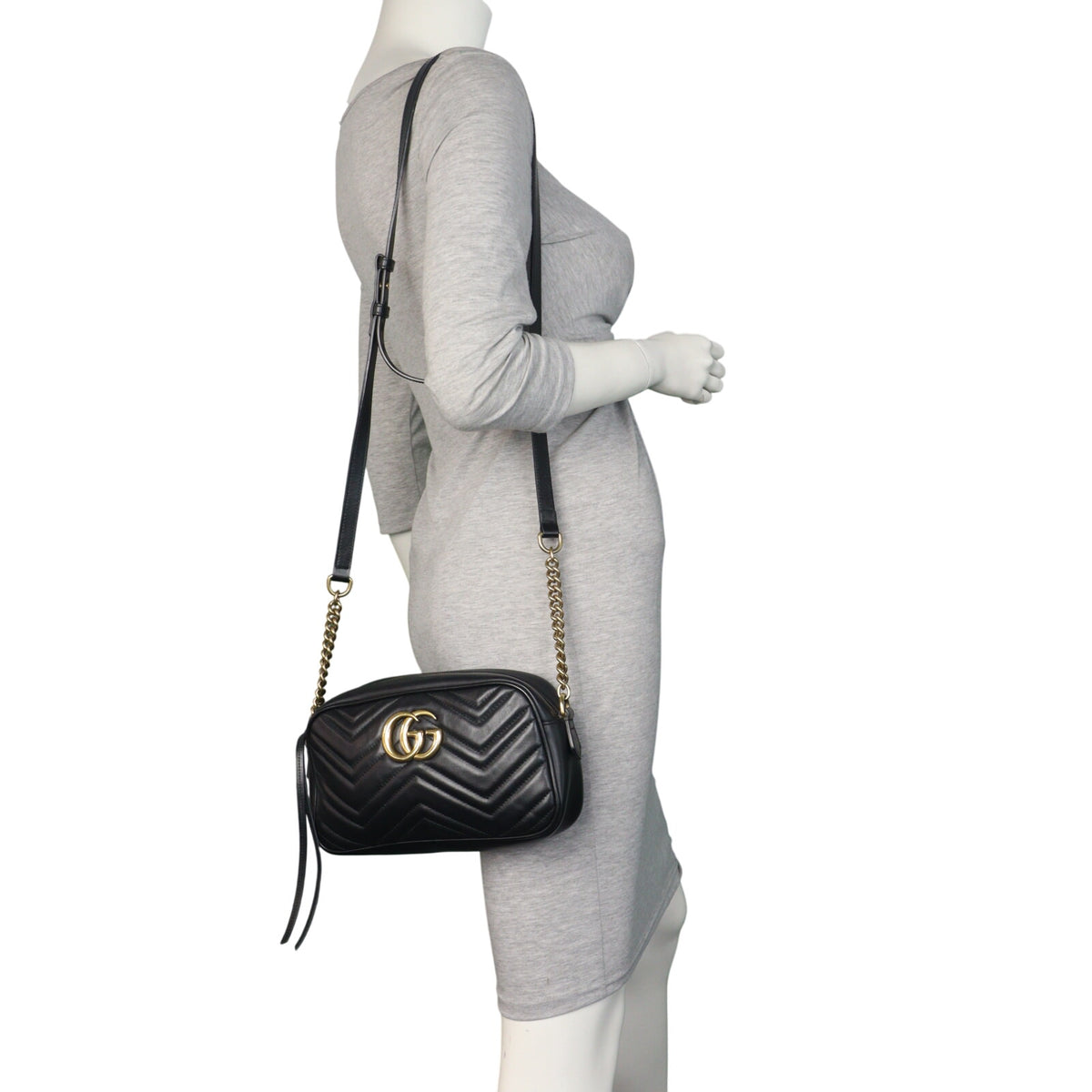 Gucci GG Marmont Small Camera Bag_IMG_9479.jpeg