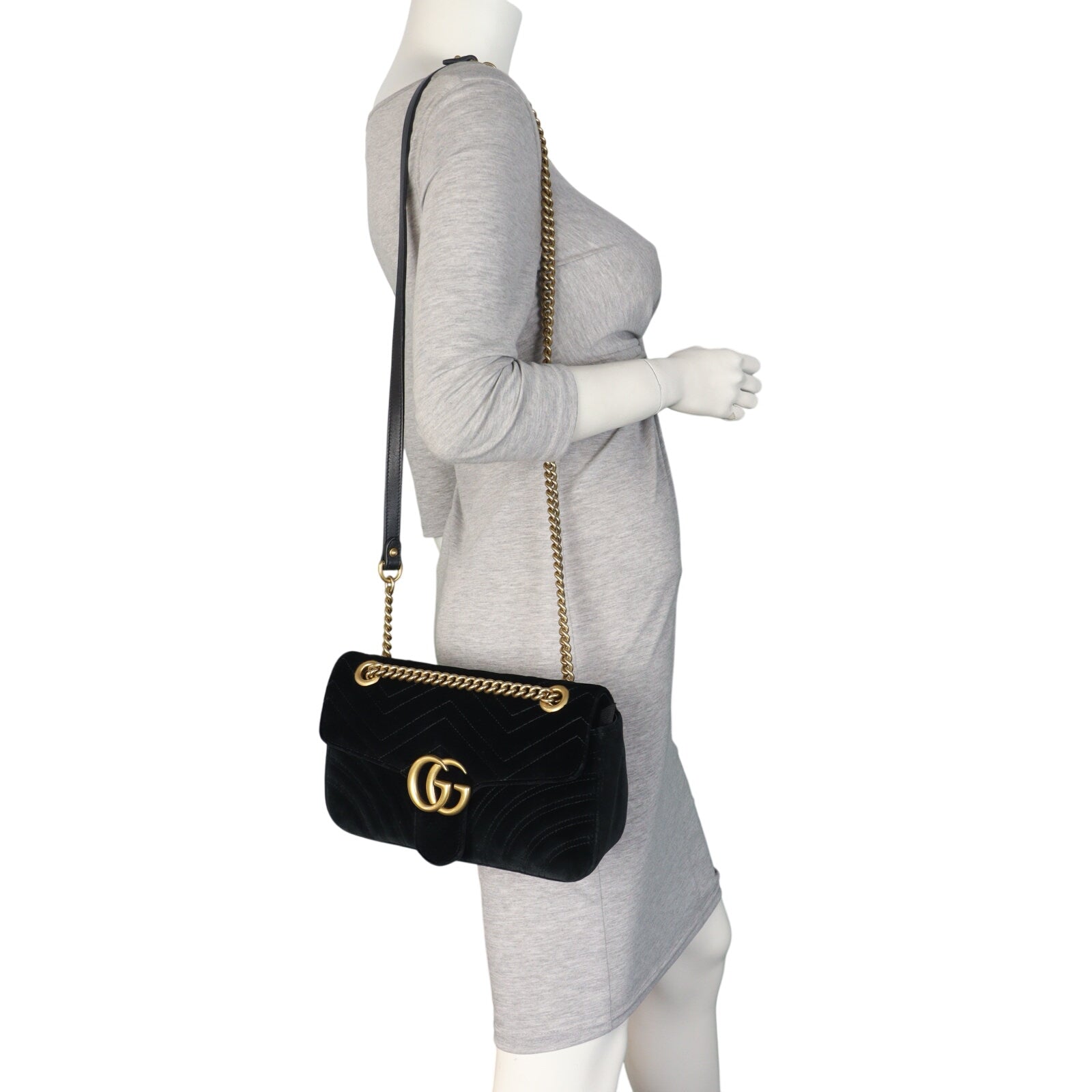 Gucci GG Marmont Velvet Medium Shoulder Bag (hot stamped)_IMG_9950.jpeg
