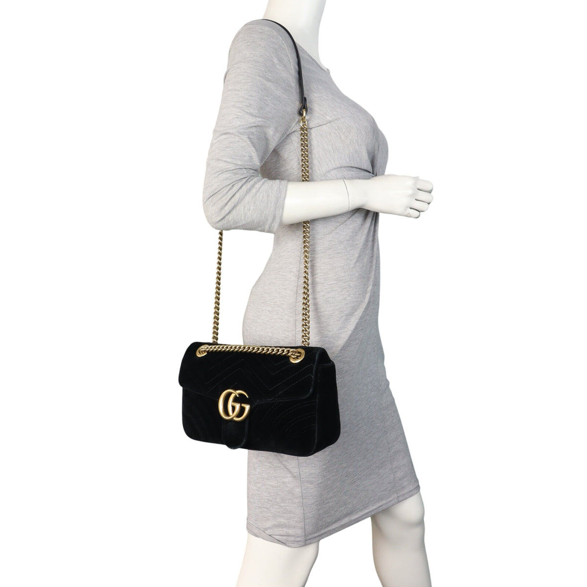 Gucci GG Marmont Velvet Medium Shoulder Bag_IMG_1742.jpeg