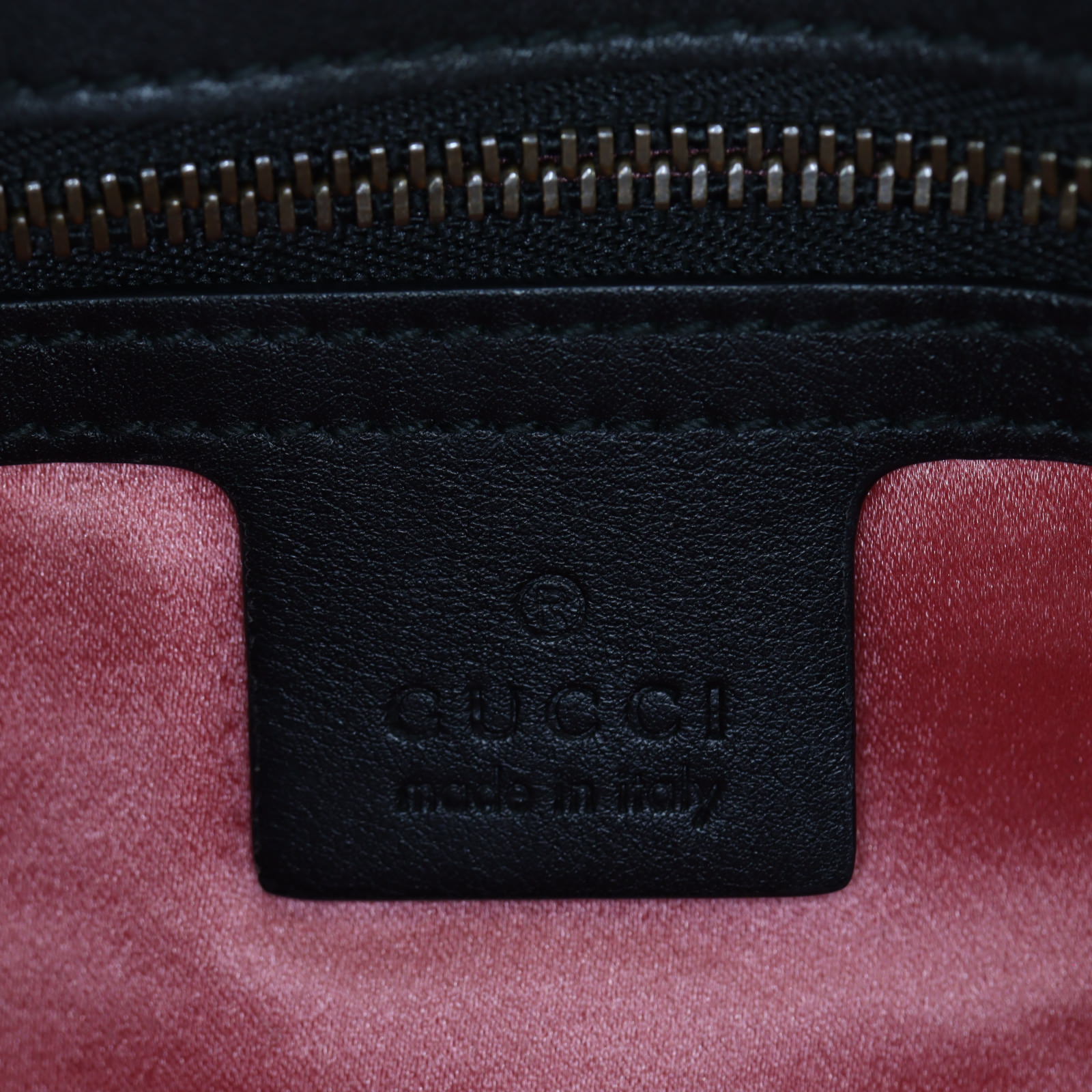 Gucci GG Marmont Velvet Medium Shoulder Bag_IMG_2771.jpg