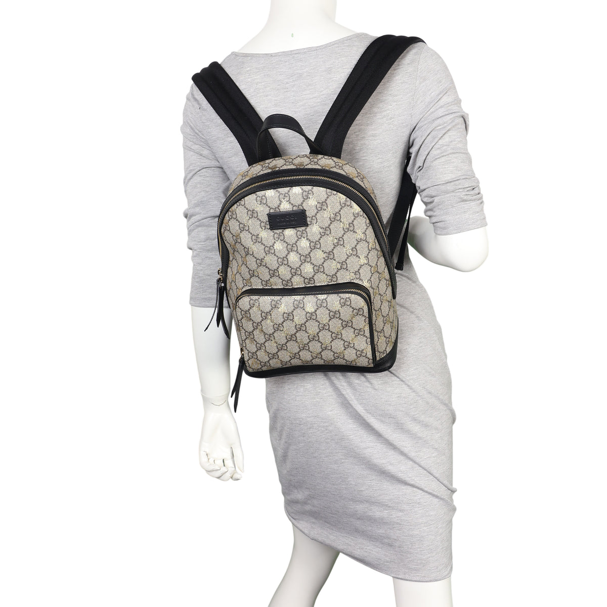 Gucci GG Supreme Bees Backpack_IMG_8299.jpeg