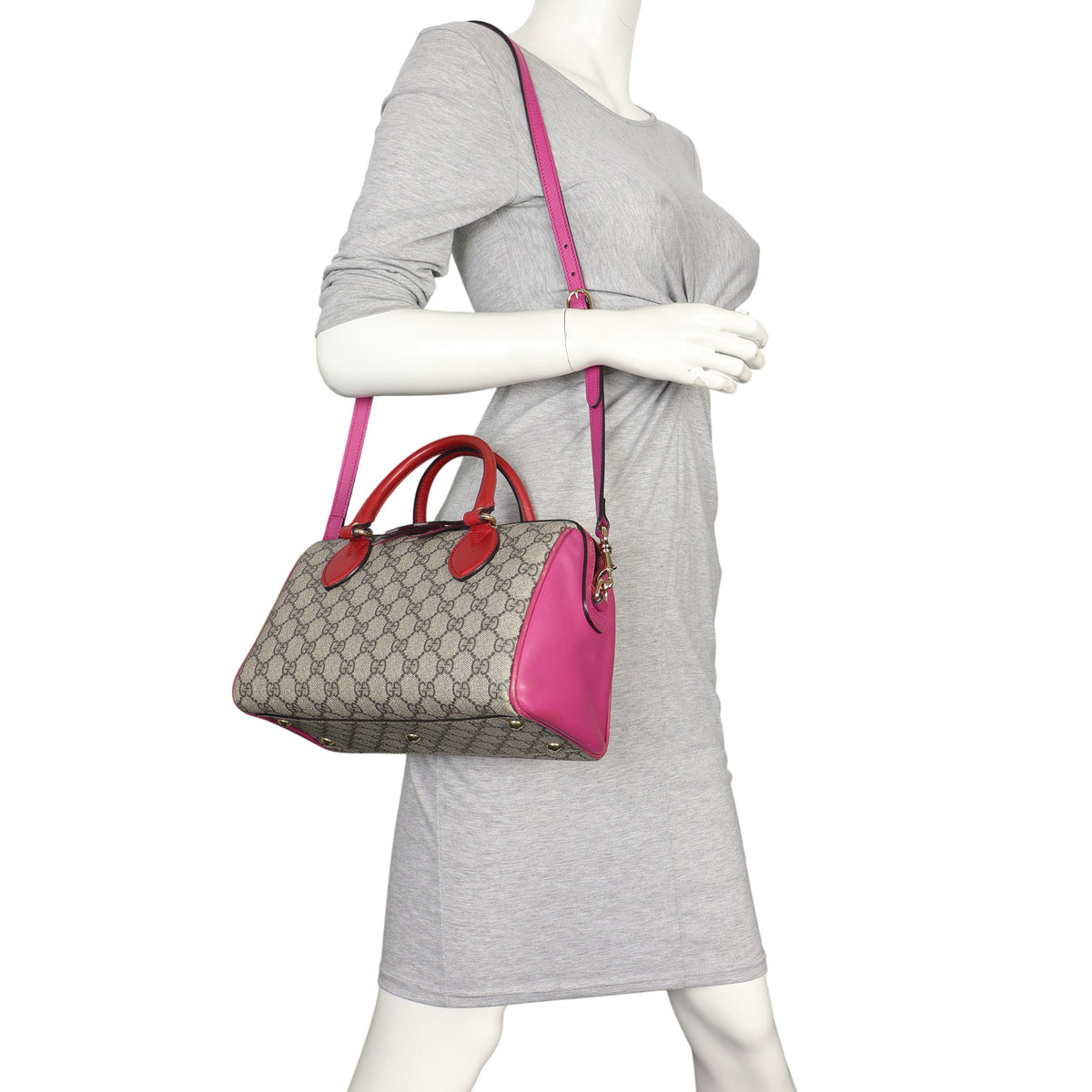 Gucci GG Supreme Small Boston Bag_IMG_8297.jpeg