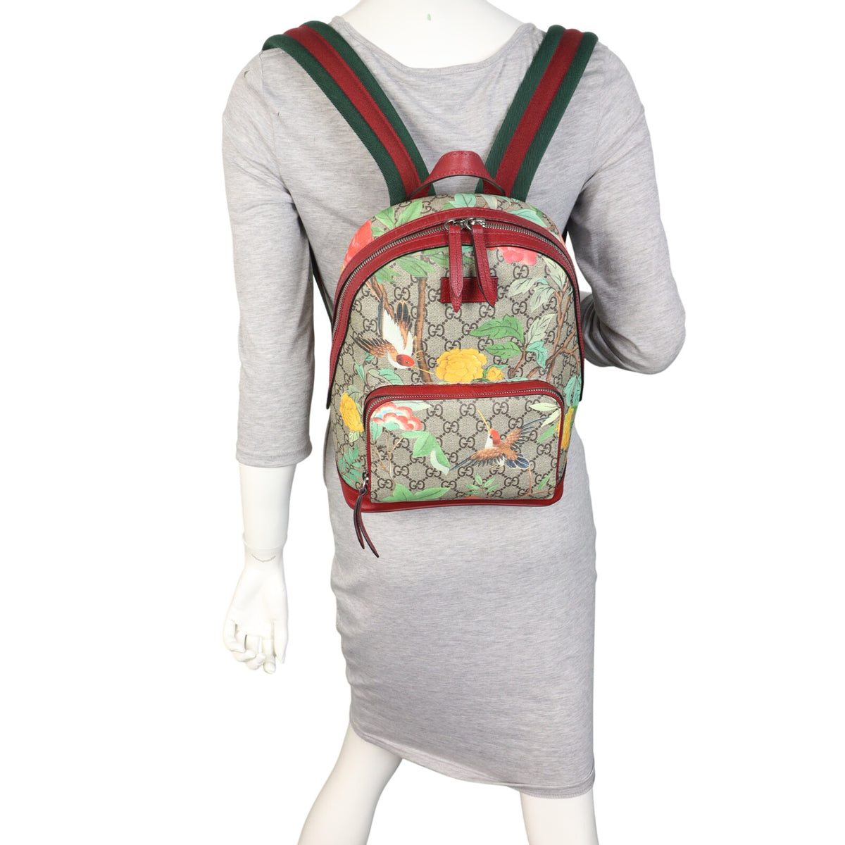 Gucci GG Supreme Tian Backpack_IMG_9880.jpeg