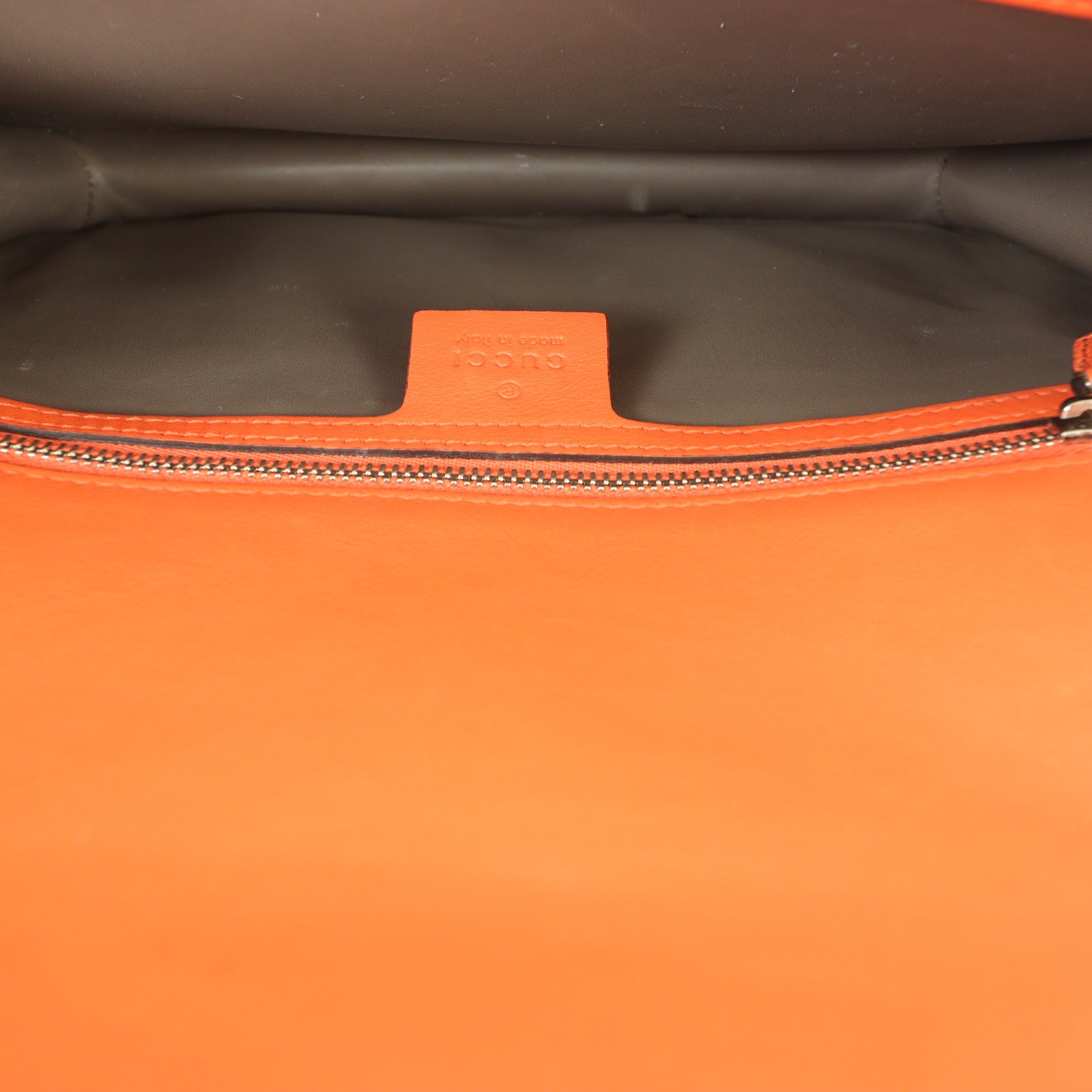 Gucci Interlocking G Medium Shoulder Bag Patent_IMG_0429.jpg