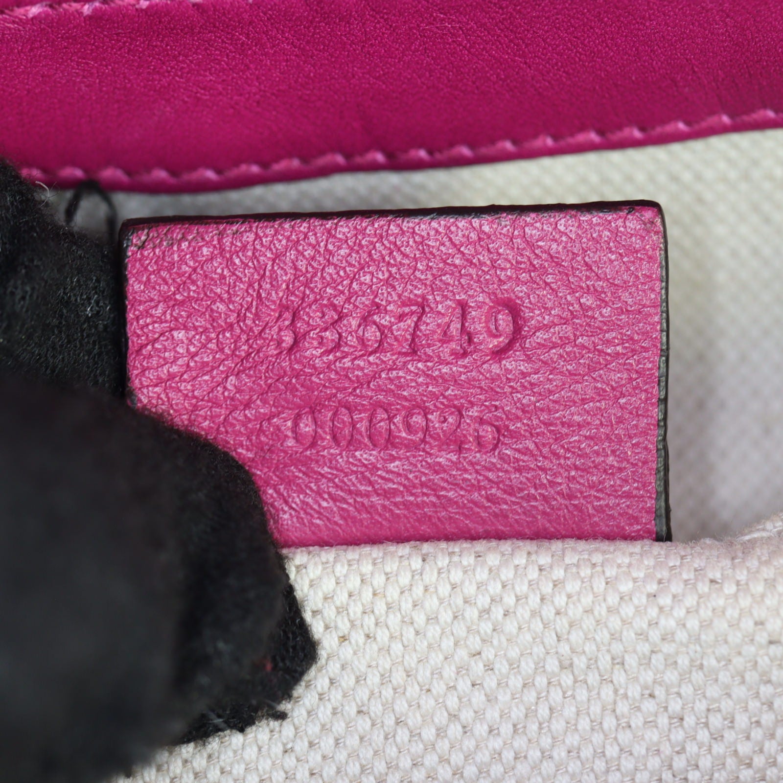Gucci Microguccissima Nice Crossbody Patent_IMG_4507.jpg