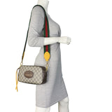 Gucci Neo Vintage GG Supreme Messenger Bag_IMG_8770.jpeg