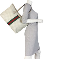 Gucci Ophidia GG Supreme Medium Tote_IMG_0810.jpeg