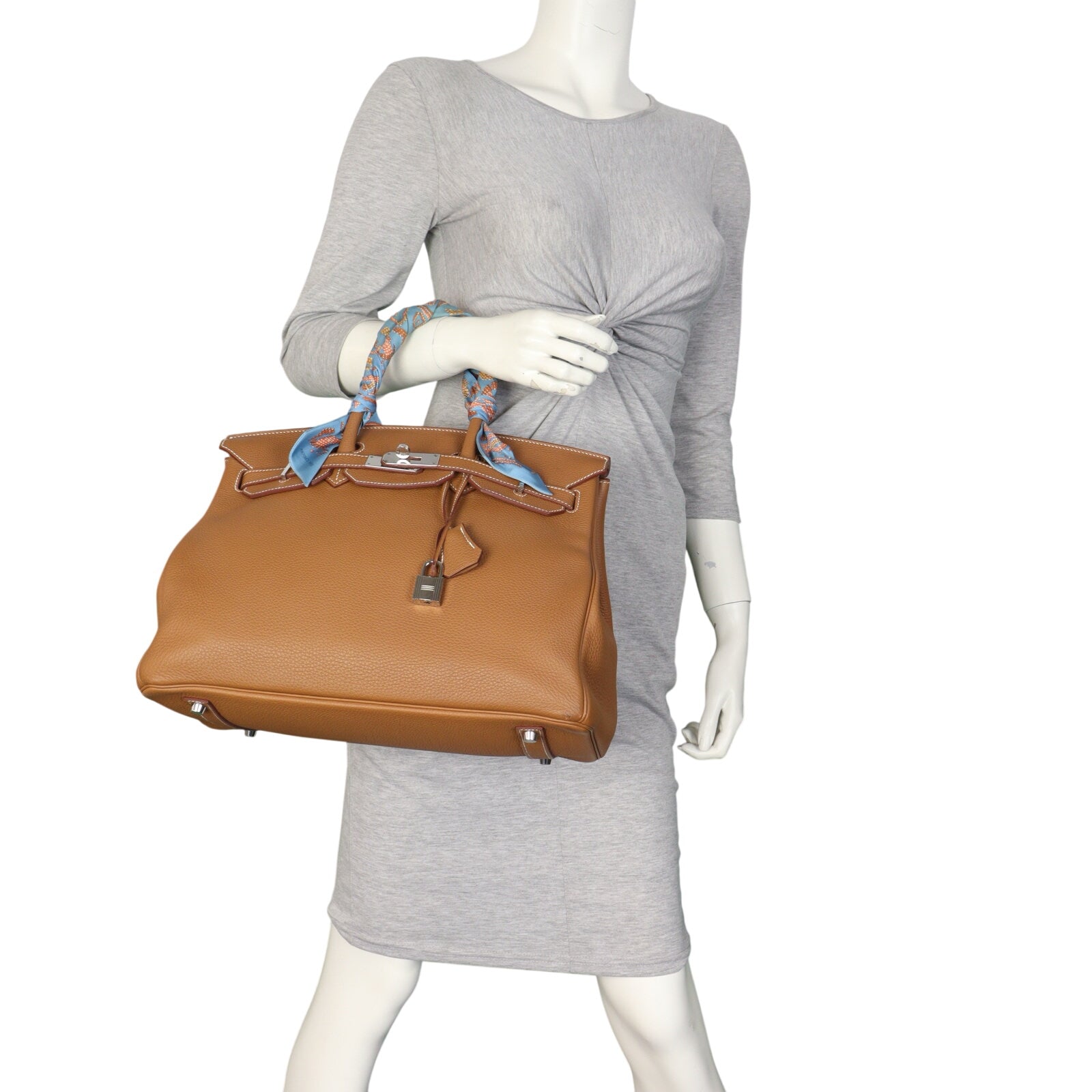 Hermes Birkin 35 (gold)_IMG_1210.jpeg
