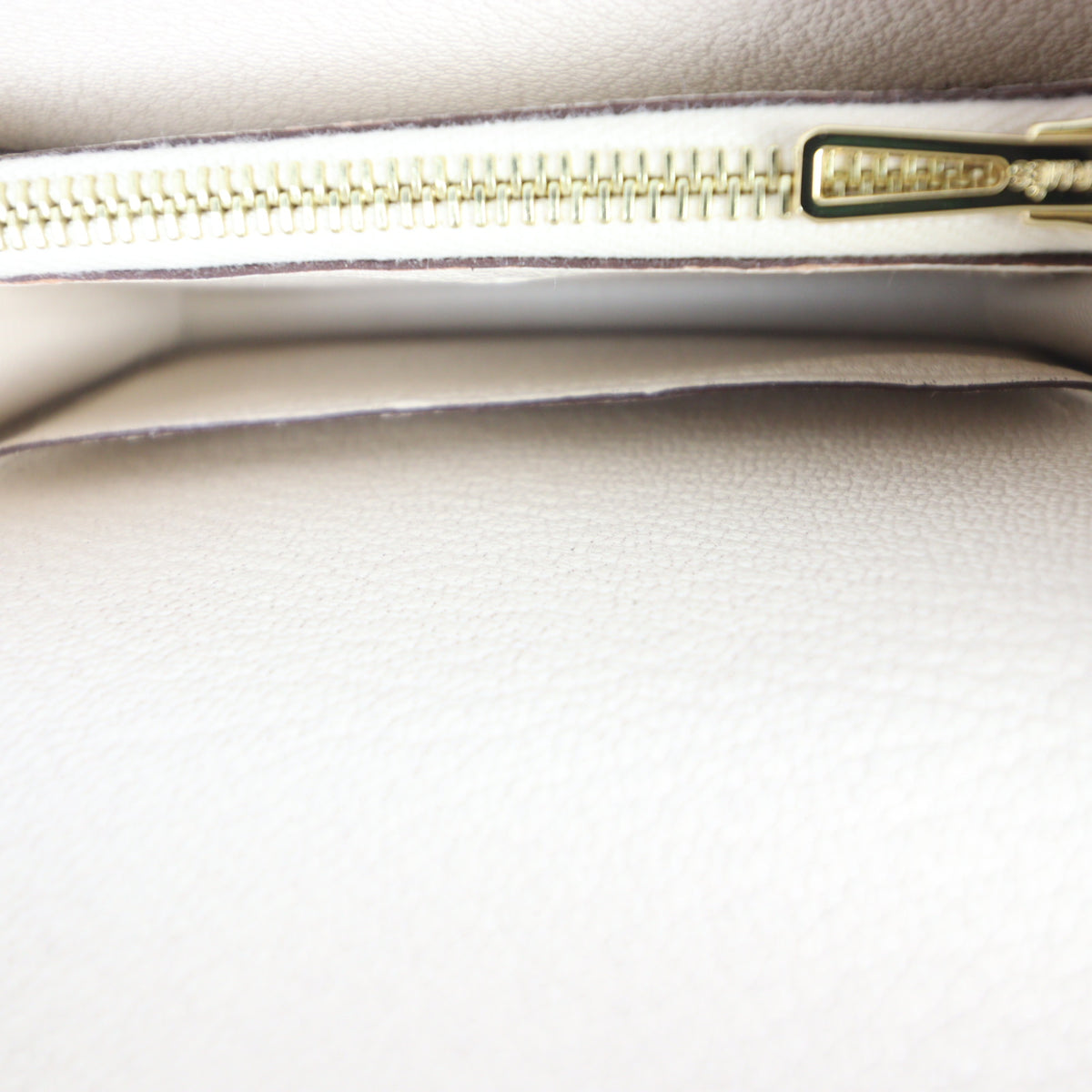 Hermes Roulis Slim Wallet Chevre Mysore_IMG_5862.jpg