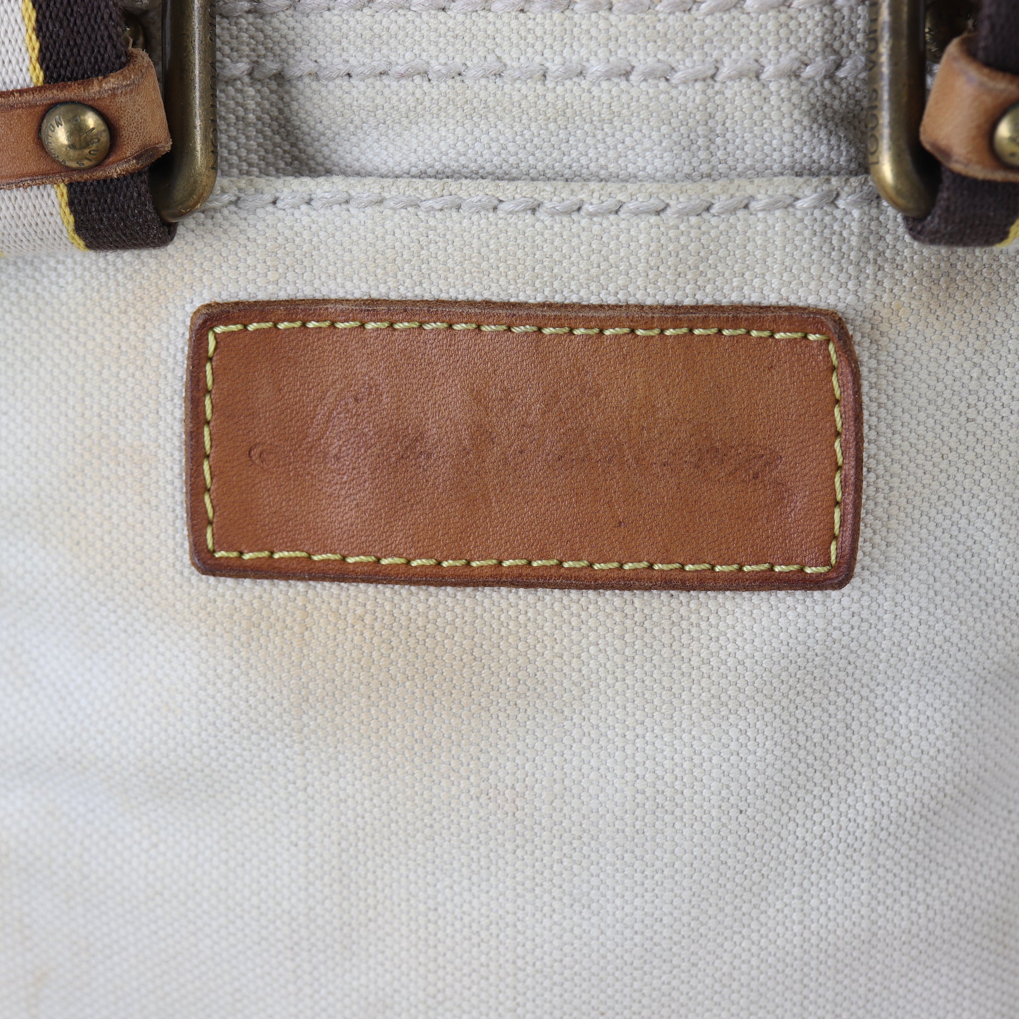 Louis Vuitton Globe PM Tote