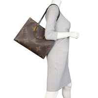 Louis Vuitton OnTheGo MM Monogram Giant Reverse