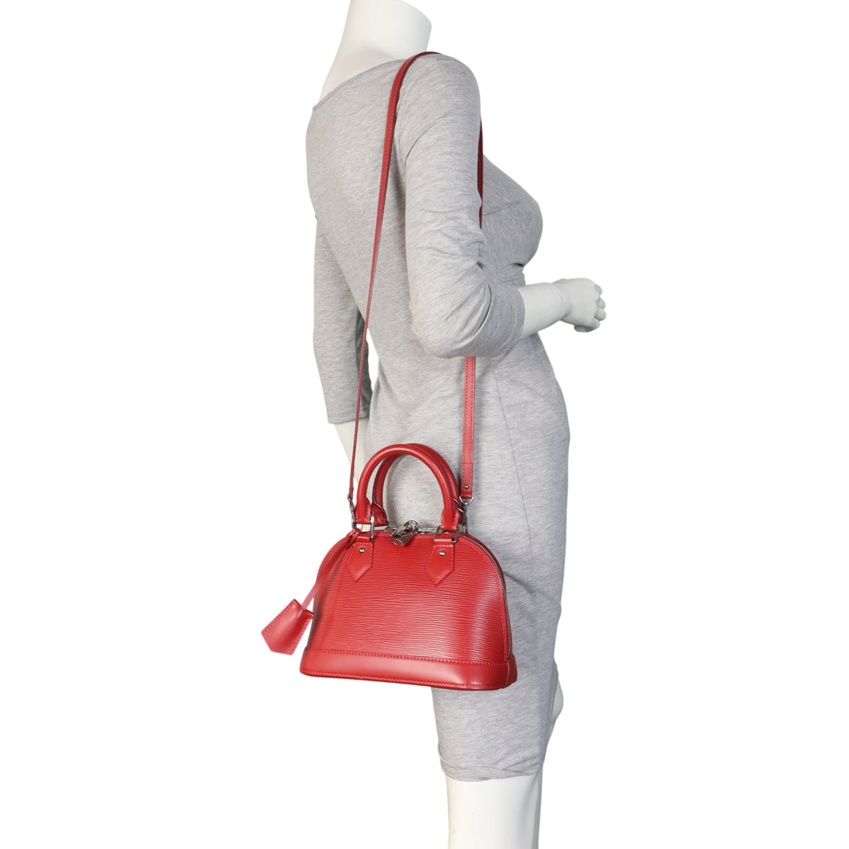 Louis Vuitton Alma BB Epi_IMG_1749.jpeg