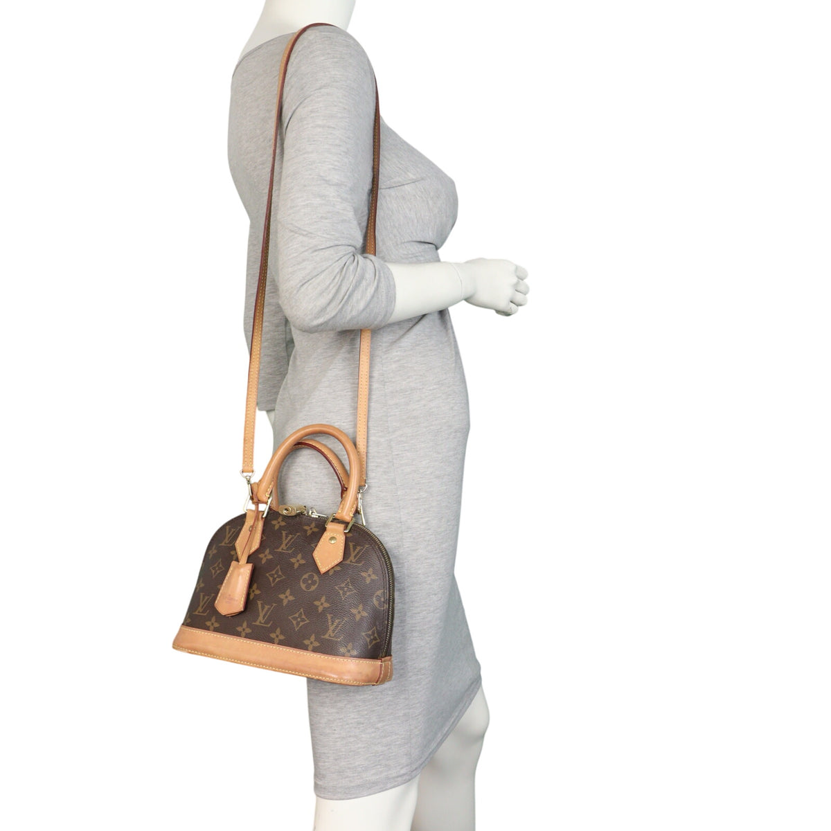 Louis Vuitton Alma BB Monogram_IMG_4801.jpeg