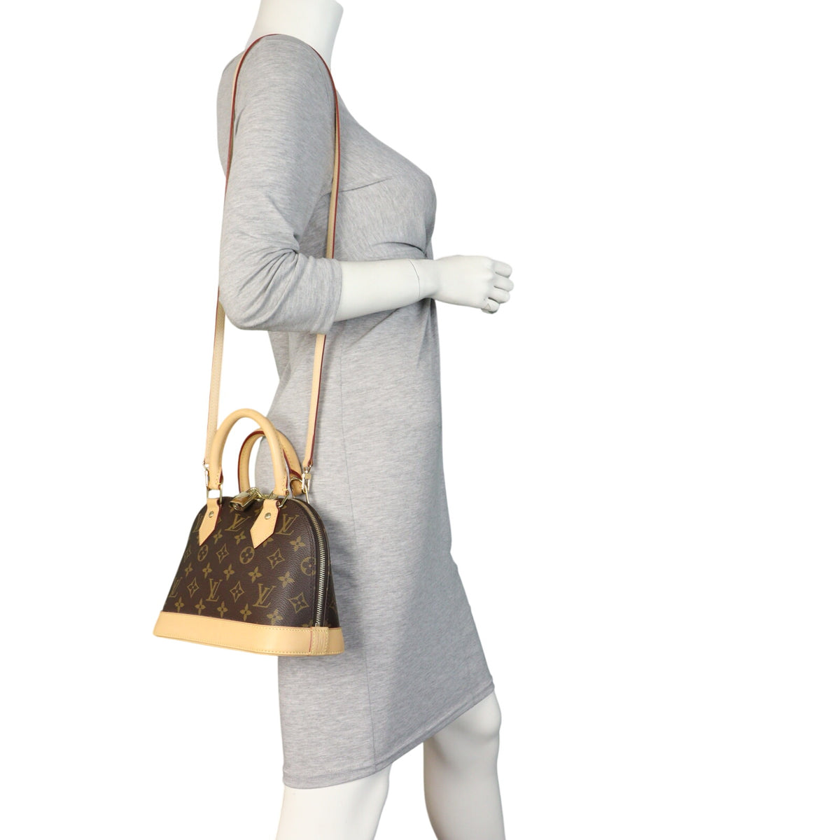 Louis Vuitton Alma BB Monogram_IMG_8190.jpeg