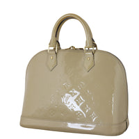 Louis Vuitton Alma PM Monogram Vernis (beige)_IMG_0897.jpeg