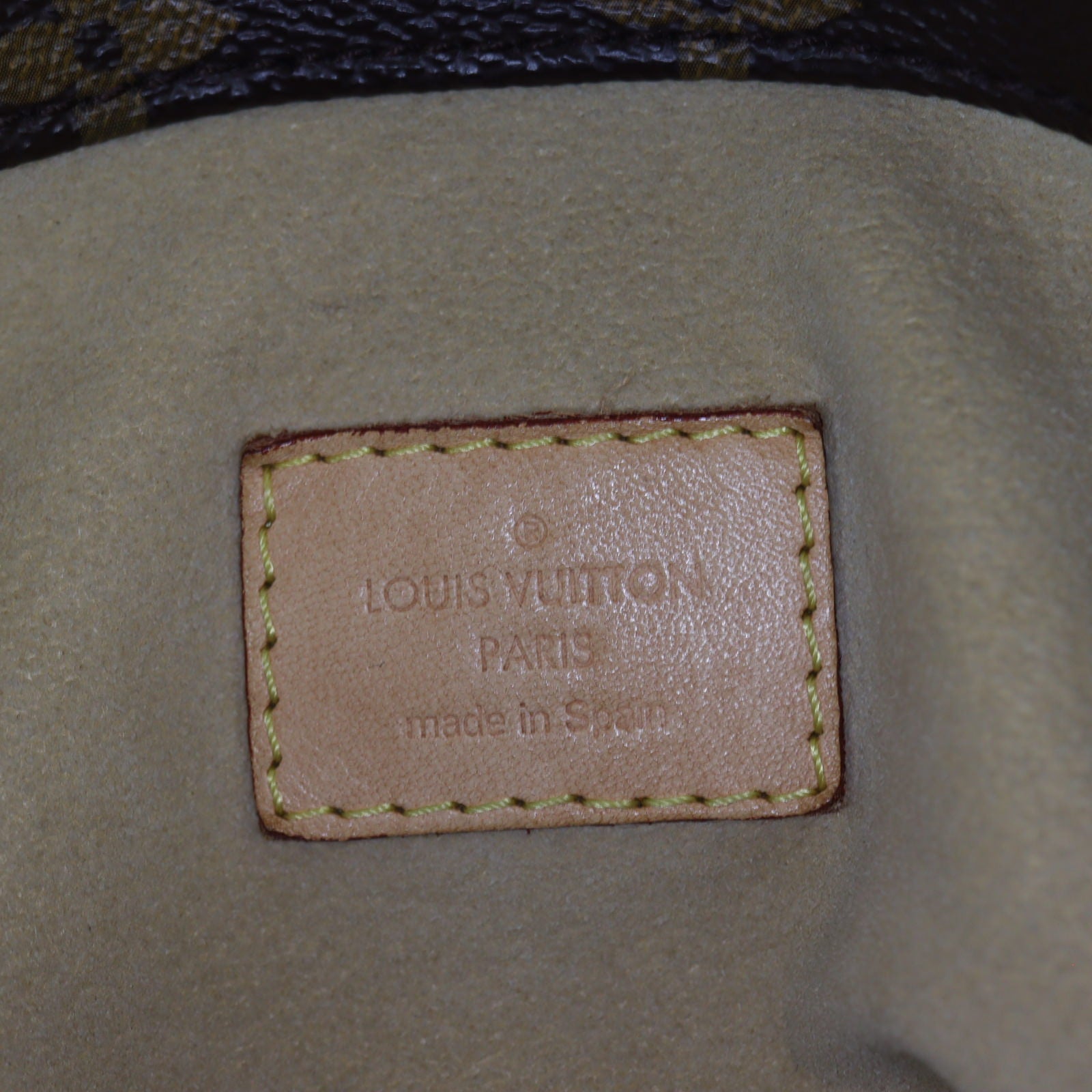 Louis Vuitton Artsy MM Monogram_IMG_1355.jpg
