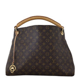 Louis Vuitton Artsy MM Monogram_IMG_8623.jpeg