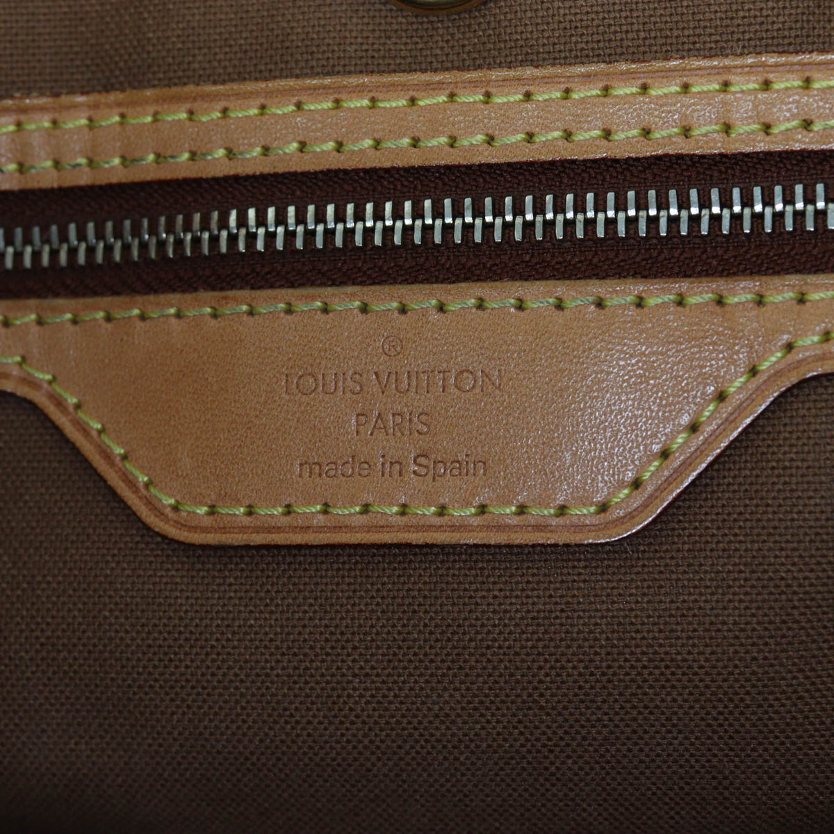 Louis Vuitton Batignolles Horizontal Monogram_IMG_4690.jpg
