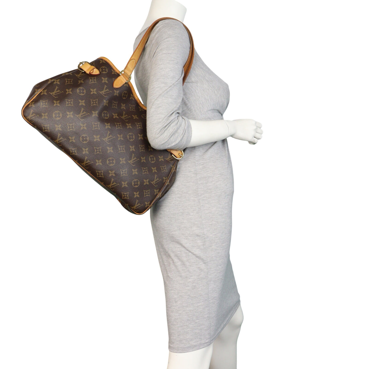 Louis Vuitton Batignolles Horizontal Monogram_IMG_4808.jpeg