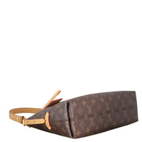 Louis Vuitton CarryAll East West Monogram_IMG_0993.jpeg