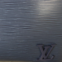 Louis Vuitton Cluny MM Epi_IMG_5169.jpg