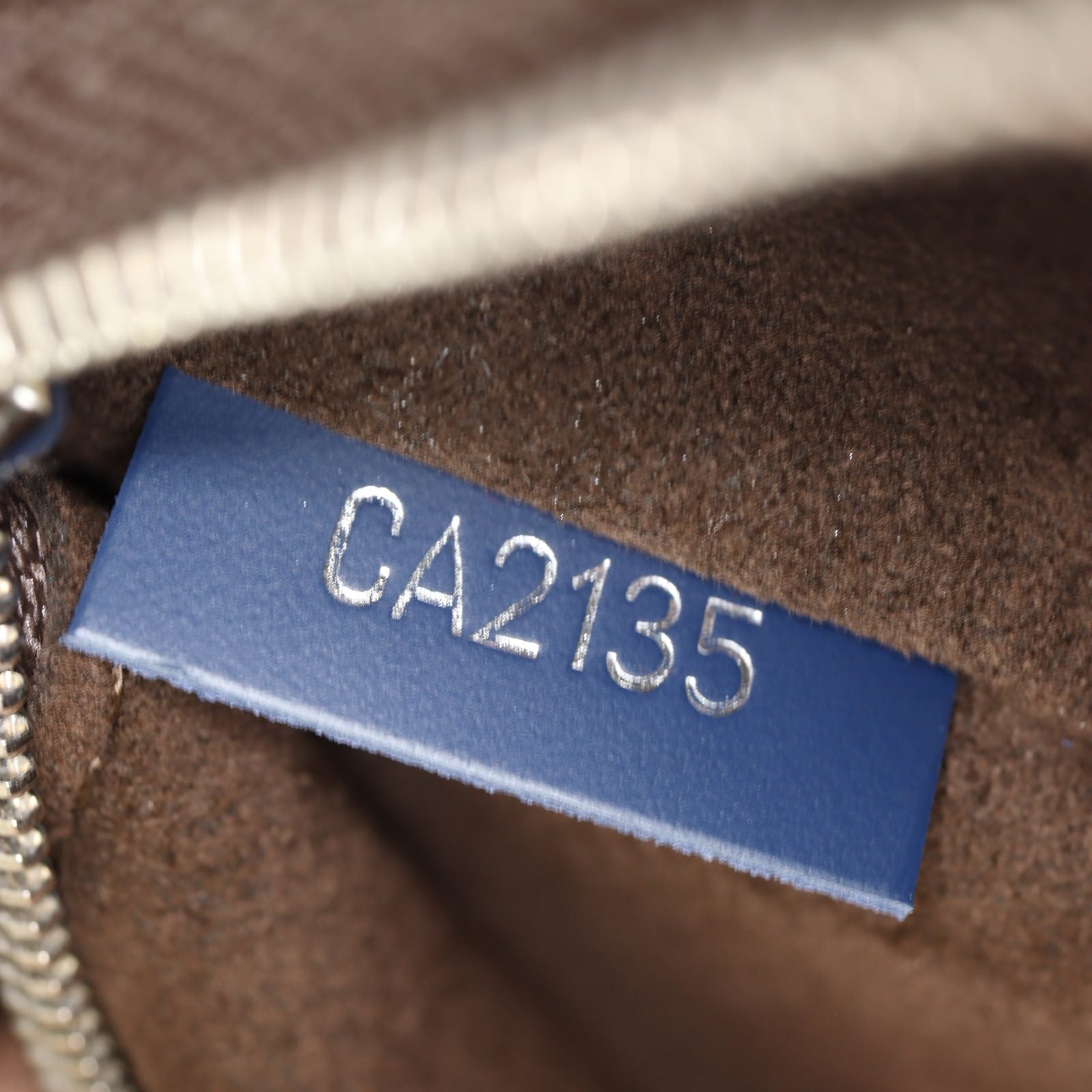 Louis Vuitton Cluny MM Epi_IMG_5172.jpg