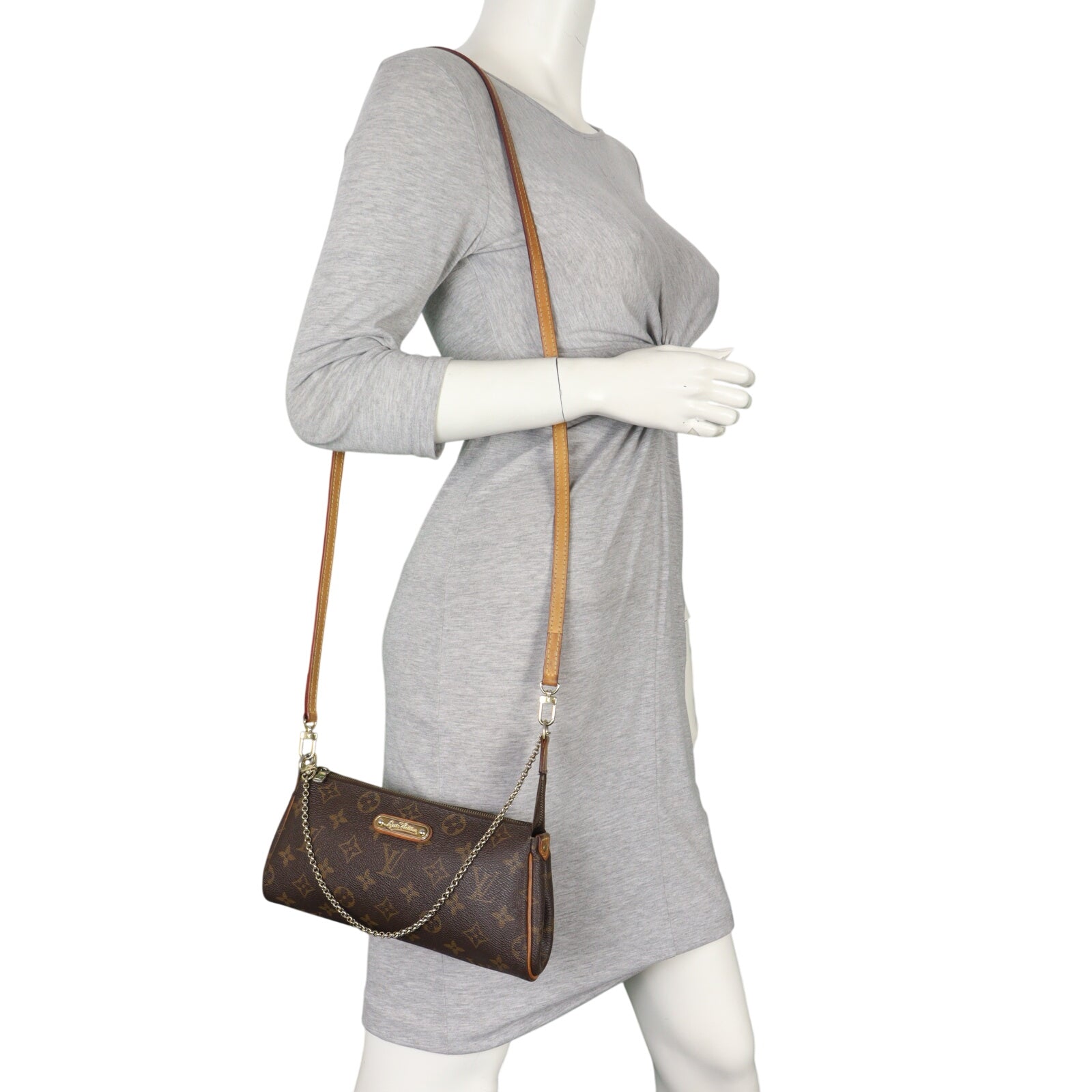 Louis Vuitton Eva Pochette Monogram_IMG_4348.jpeg