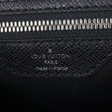 Louis Vuitton Keepall 50 Bandouliere Monogram Eclipse Taiga_IMG_9116.jpg