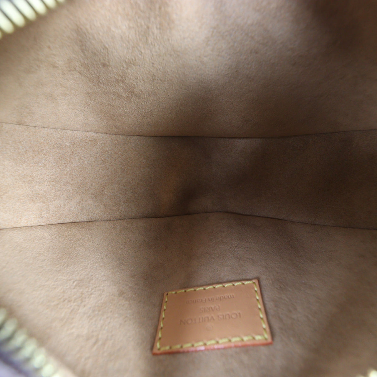 Louis Vuitton Loop PM Monogram_IMG_7475.jpg