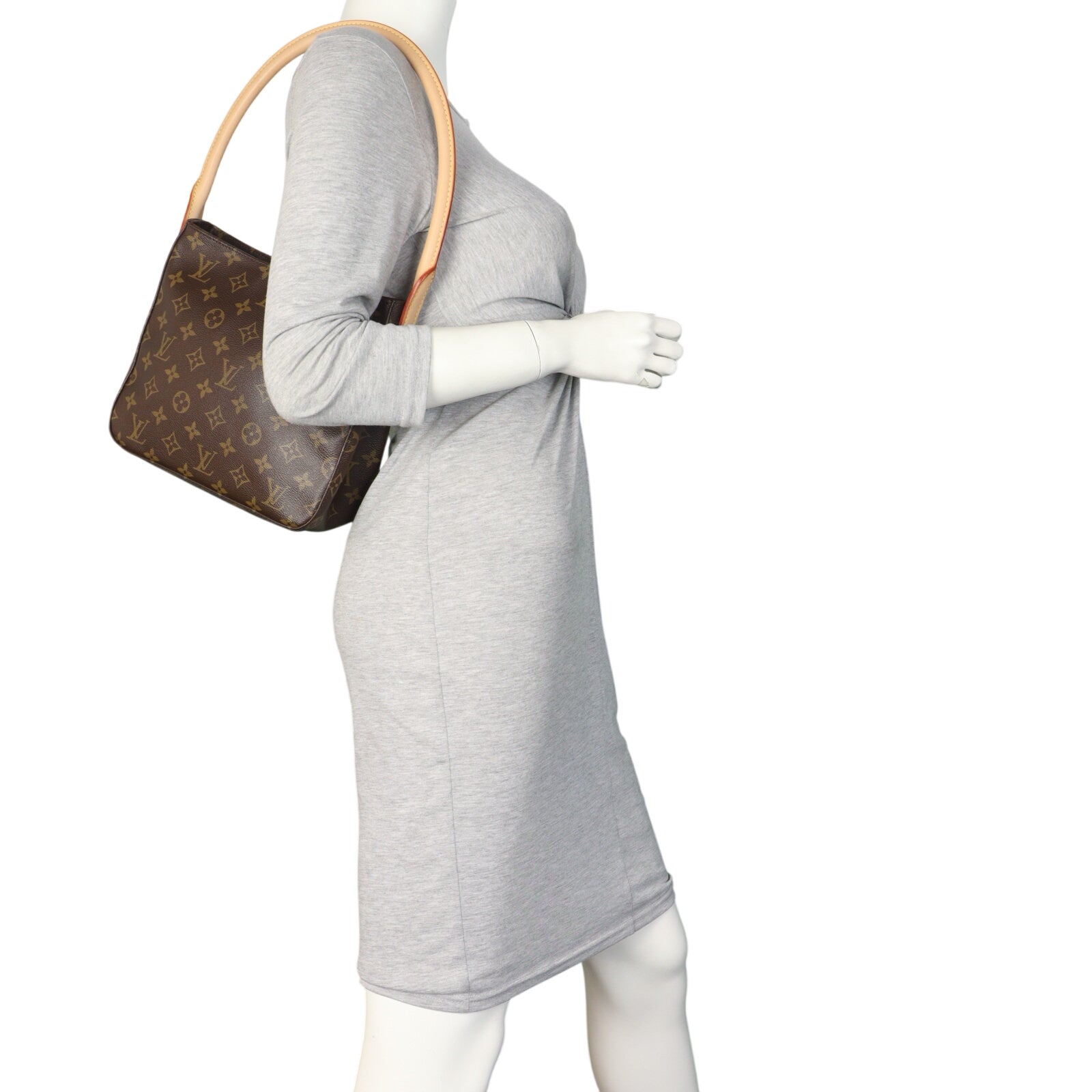 Louis Vuitton Looping MM Monogram_IMG_9688.jpeg