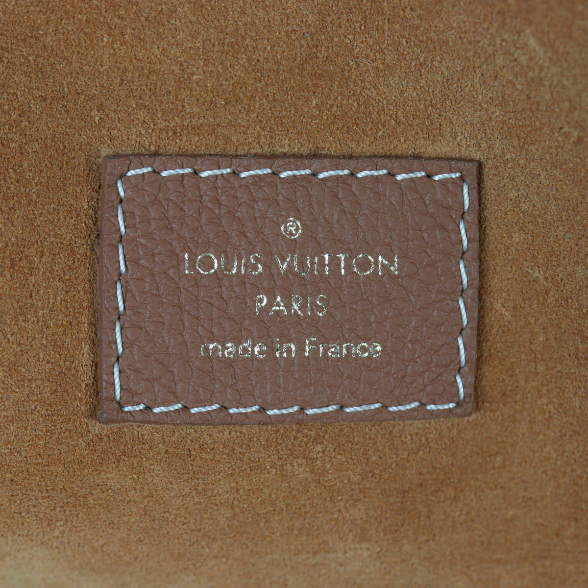 Louis Vuitton Low Key Cabas MM_IMG_8389.jpg