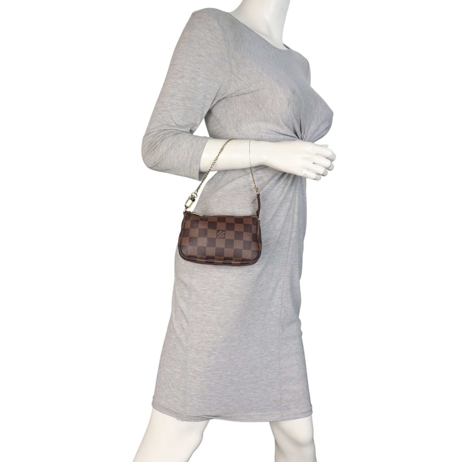 Louis Vuitton Mini Pochette Accessoires Damier Ebene_IMG_0952.jpeg