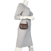 Louis Vuitton Mini Pochette Accessoires Damier Ebene_IMG_6167.jpeg