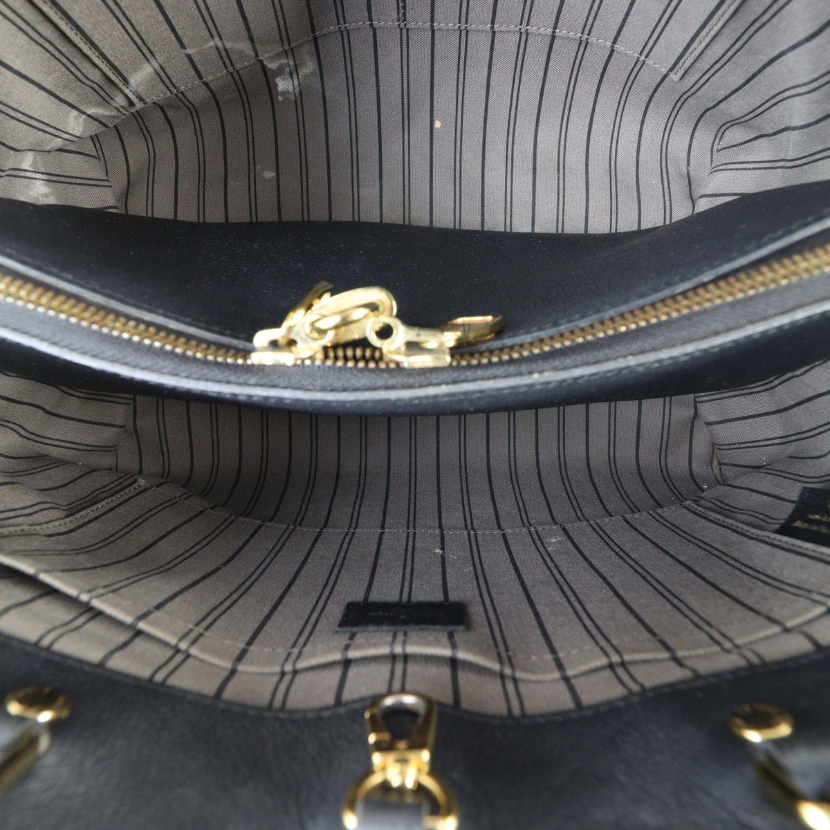 Louis Vuitton Montaigne GM Monogram Empreinte_IMG_8486.jpg