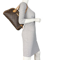 Louis Vuitton Montorgueil PM Monogram _IMG_9686.jpeg