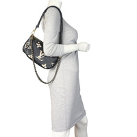 Louis Vuitton Multi Pochette Accessoires Monogram Empreinte Giant Bicolour_IMG_4058.jpeg