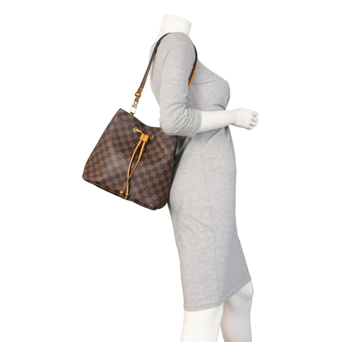 Louis Vuitton NeoNoe Damier Ebene_IMG_1634.jpeg