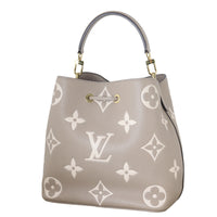 Louis Vuitton NeoNoe MM Monogram Empreinte Giant Bicolour_IMG_1926.jpeg